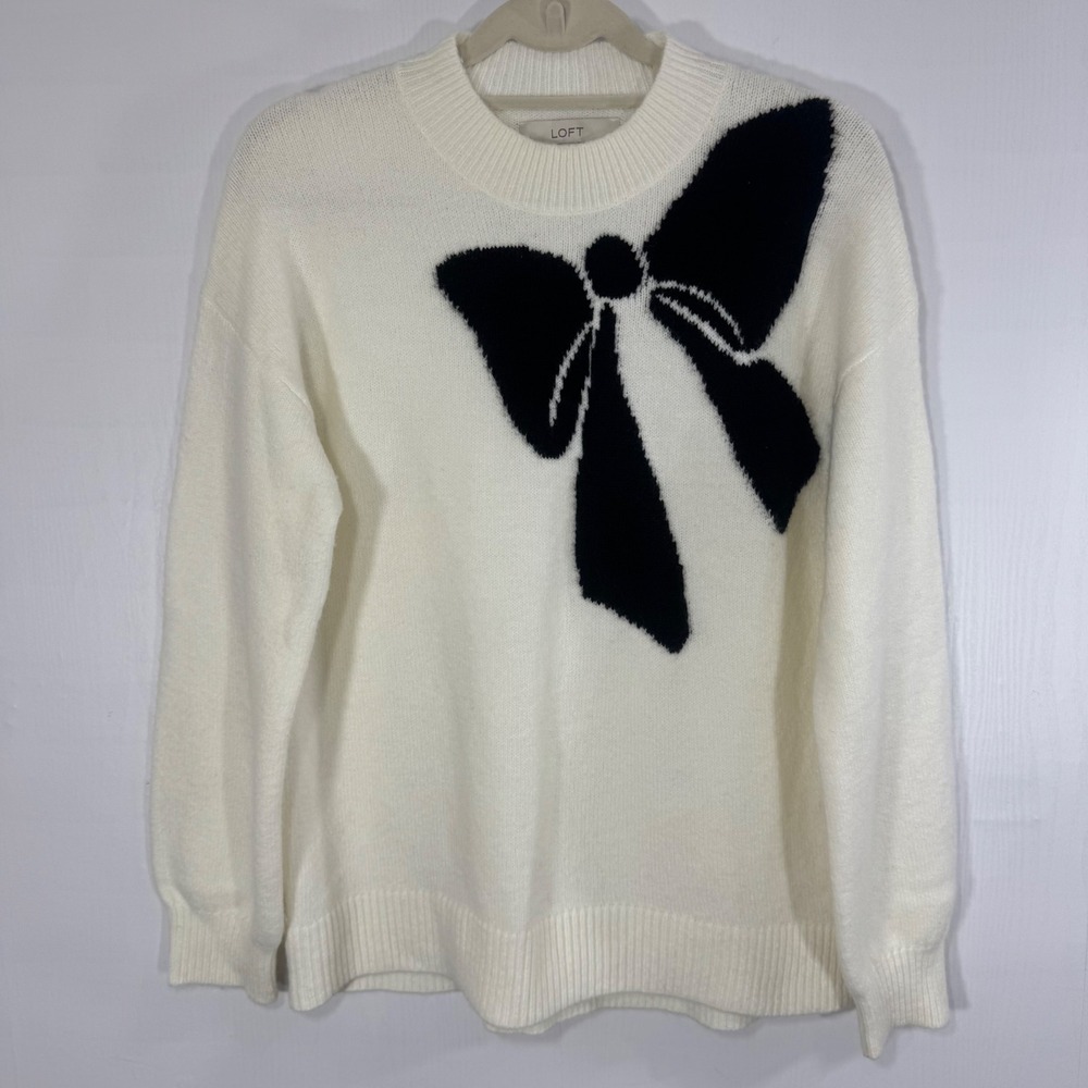 LOFT Cream Sweater with Black Bow Medium Long Sleeve Cozy Knit Pullover - Picture 6 of 10